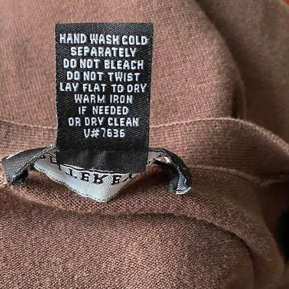 MONTEREY BAY Short Sleeve V-Neck Sweater Silk Blend Brown Women's Size M - Picture 8 of 8